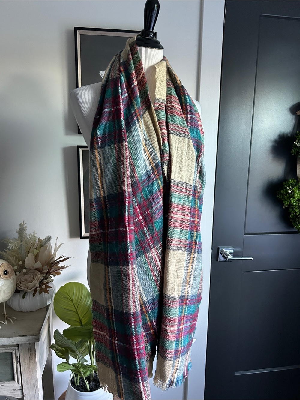 🍁 26" by 80" Fall Soft Plaid Scarf in Cream, Green gold blue & Red